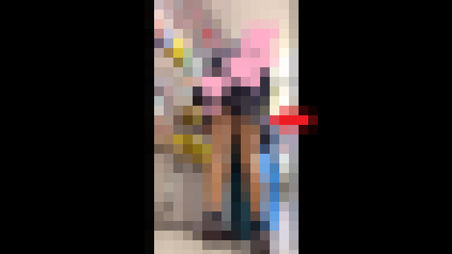 4K【JK追跡9】スカートがめくれても余裕ではしゃぐ豊満スケベ尻娘