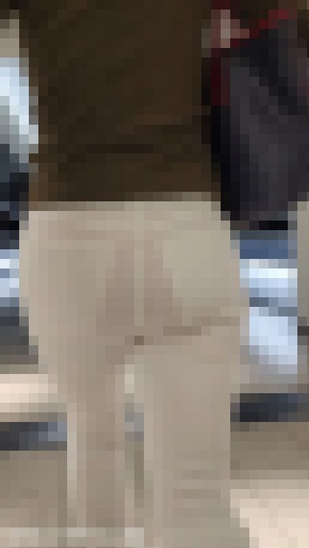 【白スキニー】濃いピンクのパンティーが透ける安産型のお尻2