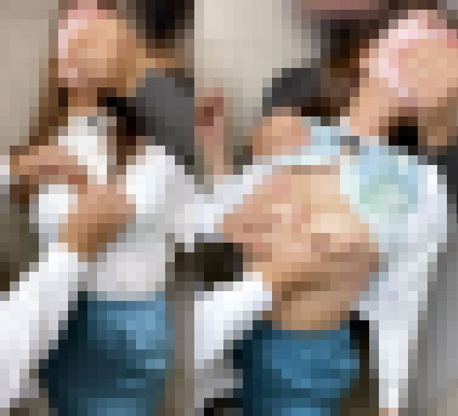 公衆便所で集団痴漢/羽交い絞め/衣服剥ぎ取り/女子大生