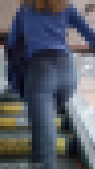 【黒スキニーデニム】でっかいお尻の女の子