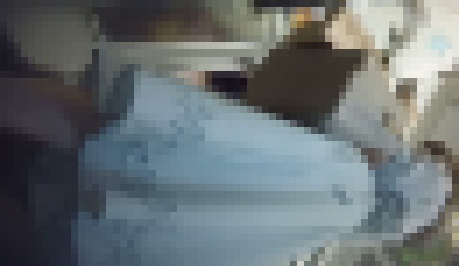 姿付き逆さ＃12 細身お姉さんの開脚パンツ