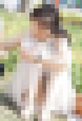 美人お姉さんのM字開脚パンチラ2