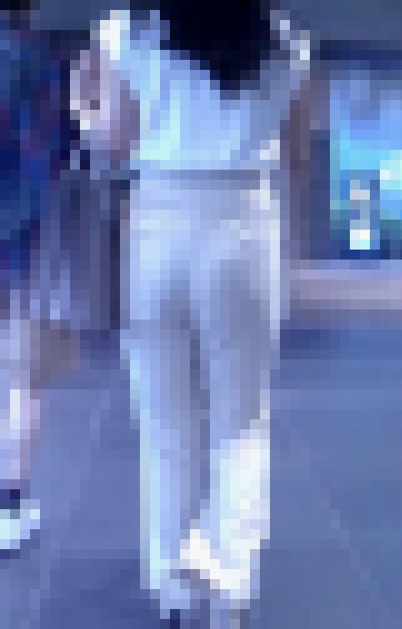 清楚系お姉さん系の美女がピタパン履いて美爆尻パンパンにさせて歩く姿に大興奮