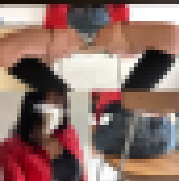 自習室盗撮　赤いジャケットとショーパン1