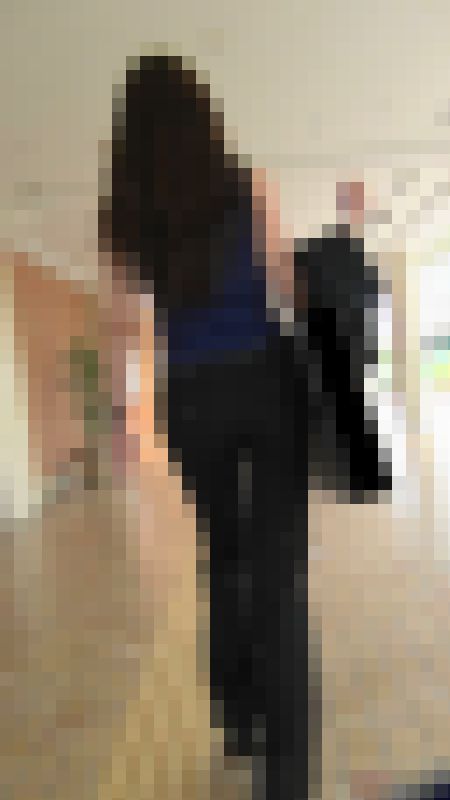 究極のパンツスーツ美女