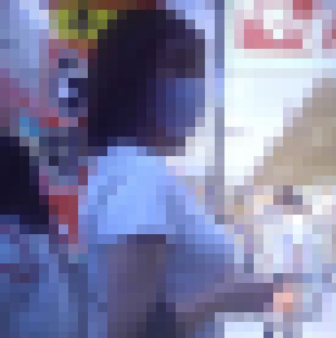 激カワ美女がピタピタTシャツ着て美爆乳を突き出して歩く姿がイヤらしい