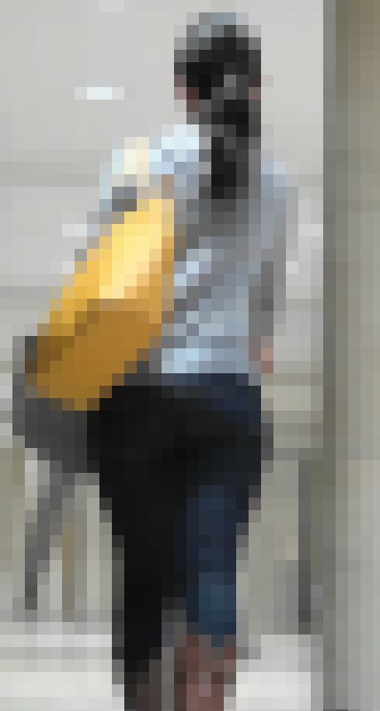 むちっ！パツッ！なデニムお姉さん