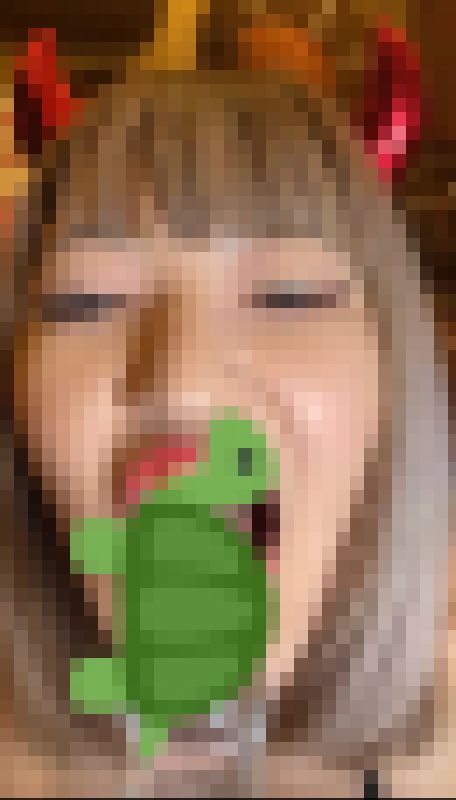 めいちゃんにディルド舐めてもらった