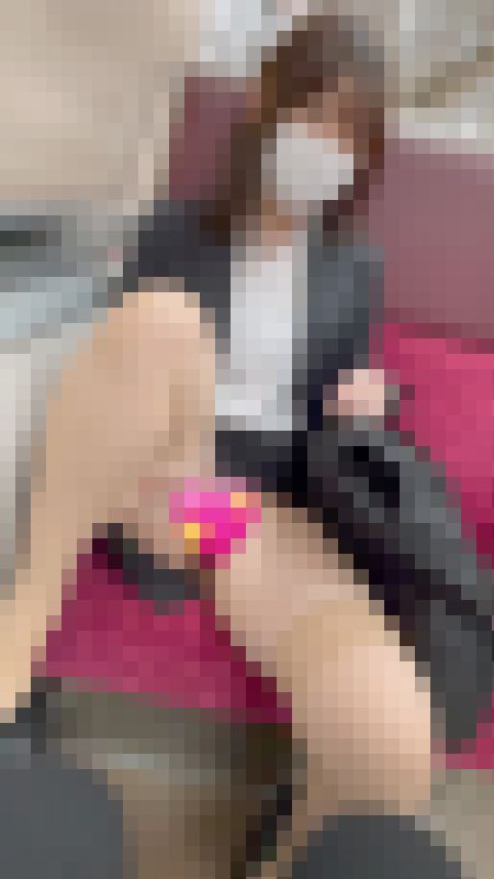 OL盗撮日記3　激カワミニスカOLを電車ボックス席で盗撮【カメラ目線対面バレ約30分超え】