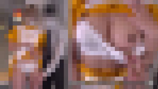 バイト中のa●のキャンペーンガールをセクハラ（2）逆さ撮りパンチラ、コスチューム脱がせてブラジャーから乳首露出