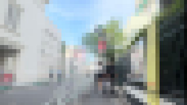 ミニスカギャルママの背後はいやらしい生パンツでした【4K追跡視●】
