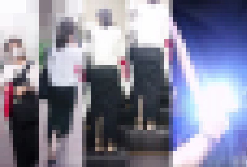 逆さの決定的瞬間！（116)30代前半クール系と知的系ビューティー