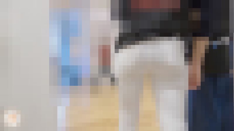 【4K高画質】 仕事に夢中な白ピタアパレル店員