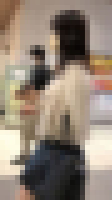 【横からの眺め200】ミニスカートに爆乳の女子大生をロックオン！