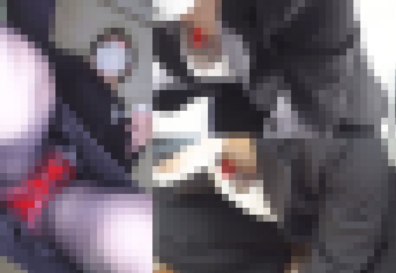 【胸チラ】子持ち事務さんの連発前屈み。世間話しながらの乳首チラは格別でした。