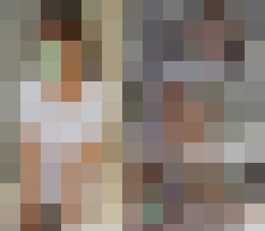 《個人撮影》同級生の彼氏がいるのにセックスレスで毎日オナニーしちゃう21歳のJDマッサージ嬢を無理ハメしたら抵抗しつつもイキまく