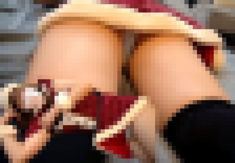 うとうとサンタにいたずらパンチラ撮影