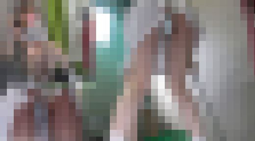 【再販】ゴルフ練習場で汗がしみ込んだパンティーを盗み撮りされた美脚お姉さん