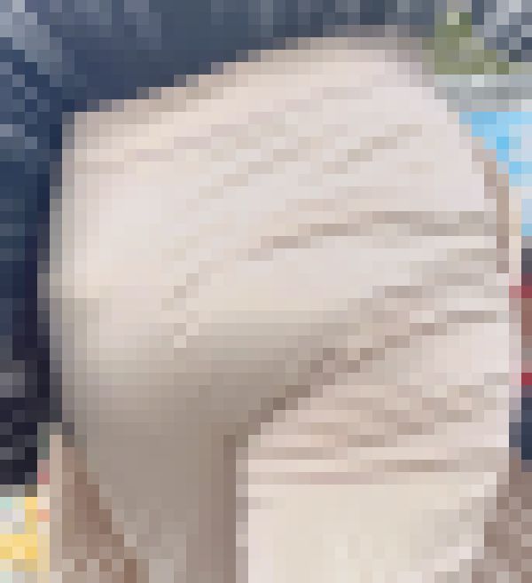 強気な高飛車女の美巨尻！長身に映える白スラックスの美巨尻とパンティラインで♂を挑発! 下品なスラックス セレブ編