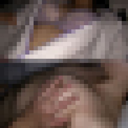 休んでいる娘の身体を触る揉む。ベッドに横たわる姿が愛おしいい。