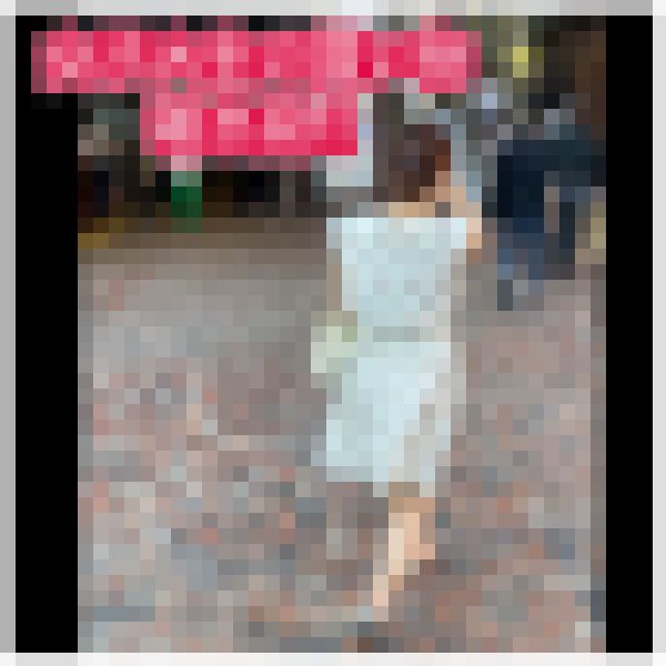 【パンチラ】女子大生の買い物覗き見??