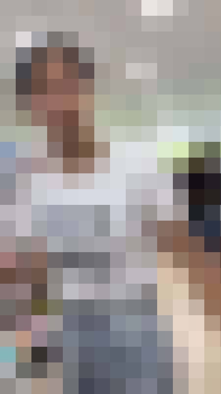 【お買い物中の眺め77】あどけなさが残る私服ＪＫを店内で追い回し！