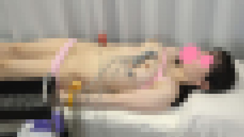 色白美巨乳可愛い系統のお顔をしたティーン患者の心電図検査。偽の運動負荷試験でろ巨乳を揺らして。