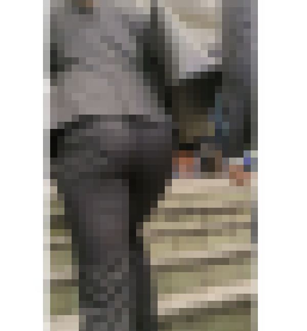 【311】ピタピタなタイトパンツを同僚に見せつけて夜の街に繰り出すスーツOLさん！