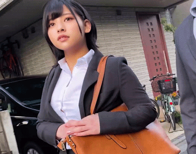 たわわ巨乳おしとやか後輩OL 営業回り中に…zzZ姦