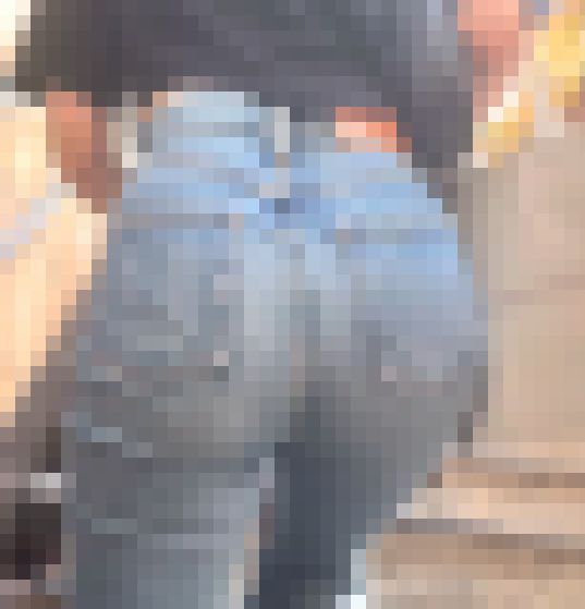 Wエロ美尻を下から堪能！王道デニムにワガママヒップをパッツン＋突き出して男を誘惑! 『階段を登る』女 編