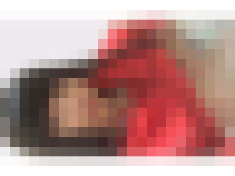 【再販】部活帰り妹にカラオケトイレで自撮りオナさせる兄の趣味