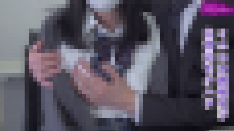 自習室で胸を揉まれて尻を触られ、裸にされるミニスカちゃん