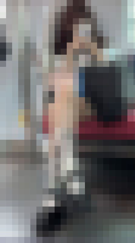 【再販】荷物を横に置いてガードしても豪快に脚を組むS級美人お姉さんの生脚美脚を披露