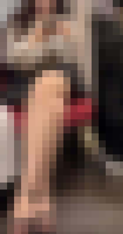 【再販】色々なお姉さんの生足をギュッと凝縮して堪能できます。  8名のS級美人お姉さんの対面エロ過ぎる生脚美脚