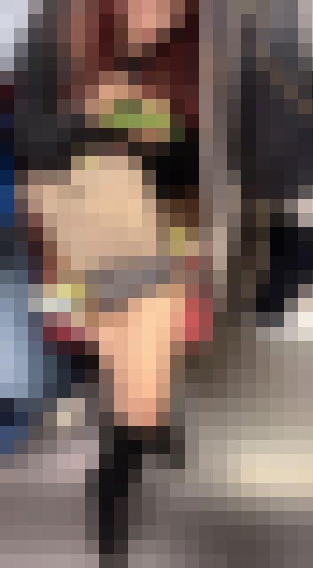 【再販】エロすぎるショーパンとタイトミニスカお姉さん6名の生脚を真上から見まくり！