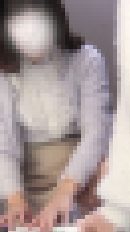 低みの見物が至福です！　ゆるふわお姉さんのパンティーを梯子下から・・・　