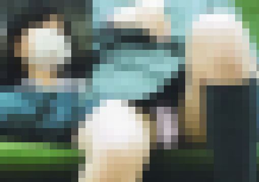 【再販】疲れきったお股はゆるゆる状態。誘惑されるがまま釘付けになる終電間際の制服パンチラに思わず対面盗撮