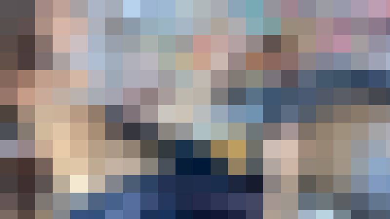 【年末年始限定特価?500】美人で美乳最強色白JDさんの桃色乳首を探索 season2 #32【胸ちら】