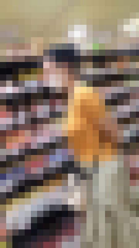 【お買い物中の眺め88】お買い物中のママさんのいやらしい爆乳に釘付け！！