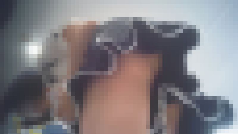 ショッピングを楽しむ私服女子の美味しそうな生脚ウォッチング