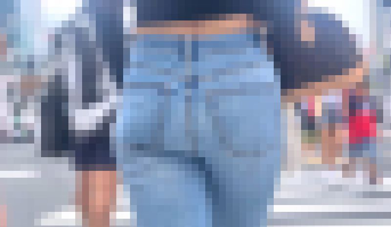 高飛車女のパッツン美巨尻！人気のスキニーデニムに食い込むスケベ尻で男を誘惑！ 下品な都会のお姉さん 編