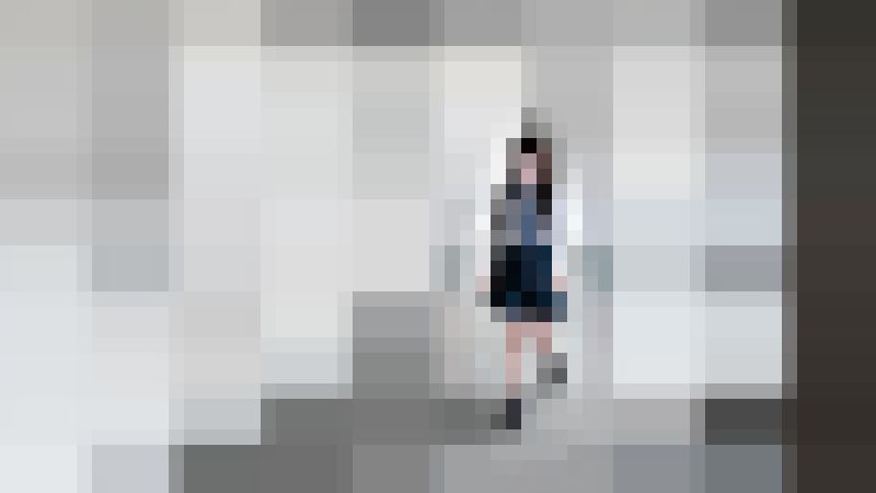 黒ぱんにもシミを付けてるスレンダーJKの魅惑の股間