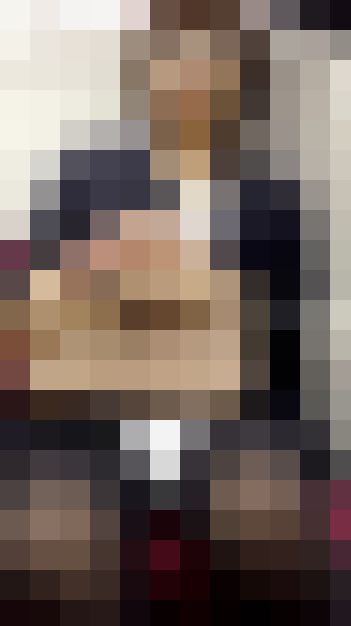 (電車対面）(顔出し)お仕事でお疲れ度MAX…電車の心地良い揺れにあわせて頭を右へ左へ…全身が無防備になりすぎちゃうOLお姉さん