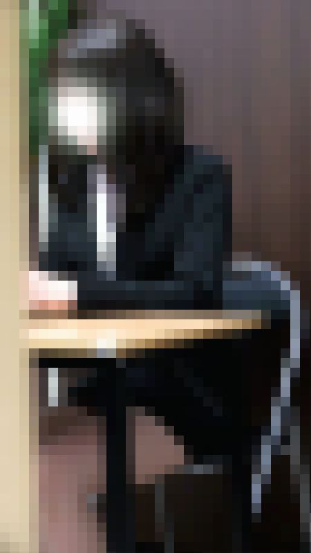 え、いいんですか！？　バレちゃっても撮影続行　スーツお姉さんの水色パンティ